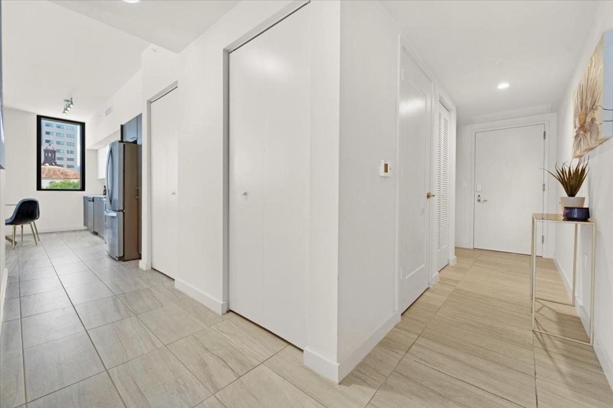 Devereaux Miami Luxury One-Bedroom And Studios Eksteriør bilde