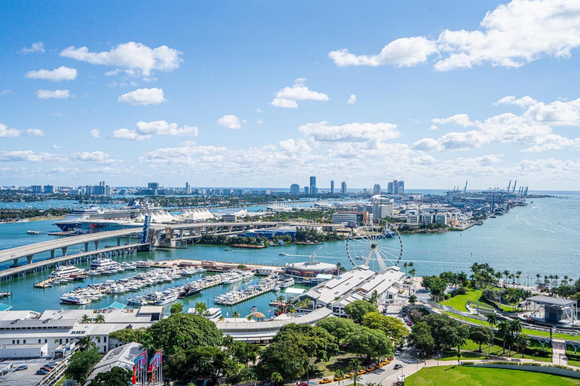 Devereaux Miami Luxury One-Bedroom And Studios Eksteriør bilde