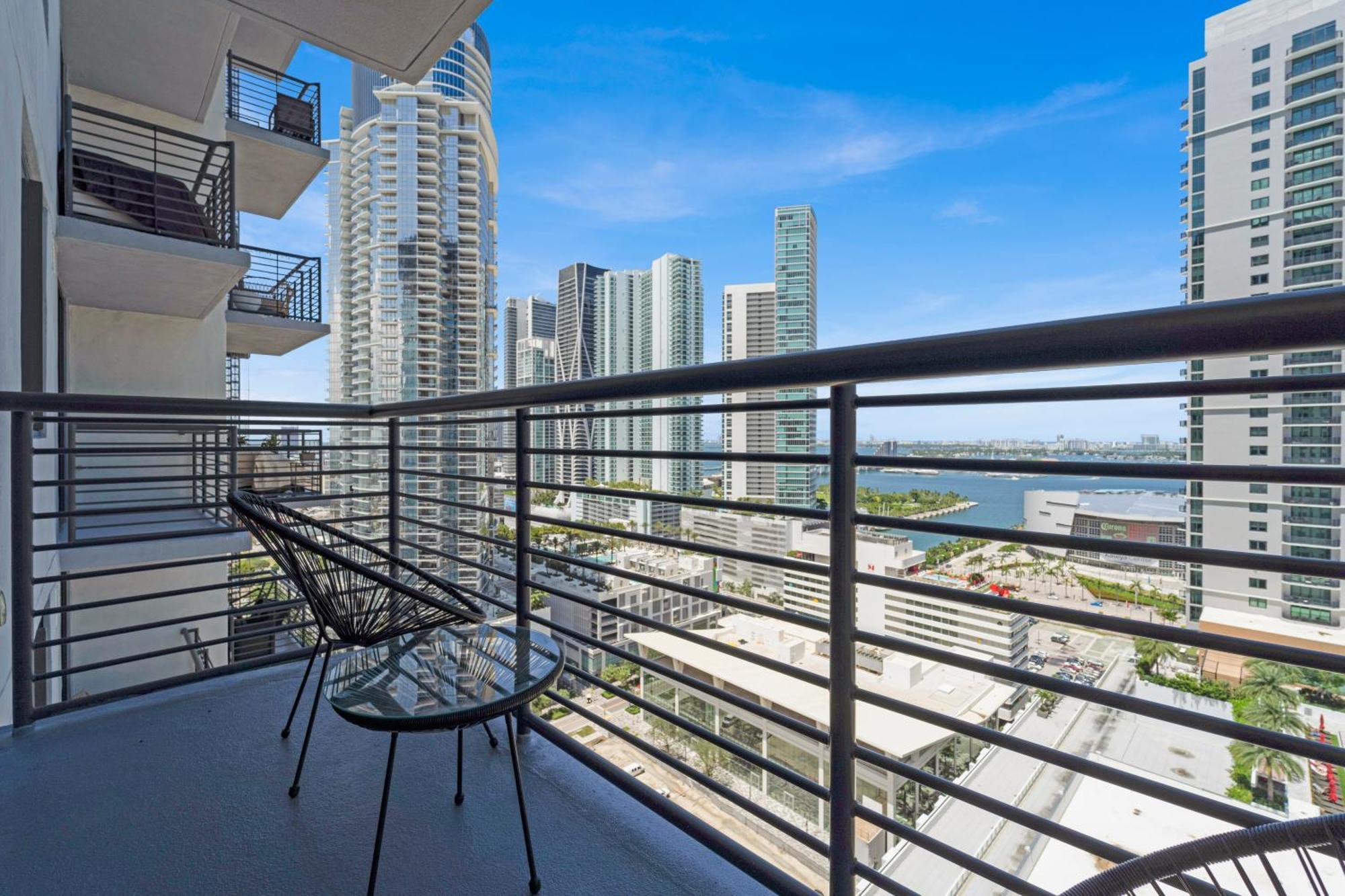 Devereaux Miami Luxury One-Bedroom And Studios Eksteriør bilde